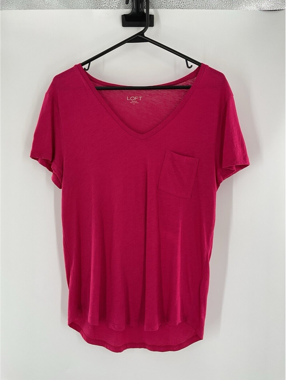 Loft Outlet Women’s V-Neck Pink M T-Shirt Lightweight 109